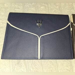 MASERATI LEVANTE OWNERS MANUAL QUICK REFENCE WARRANTY CARD SET AND CASE